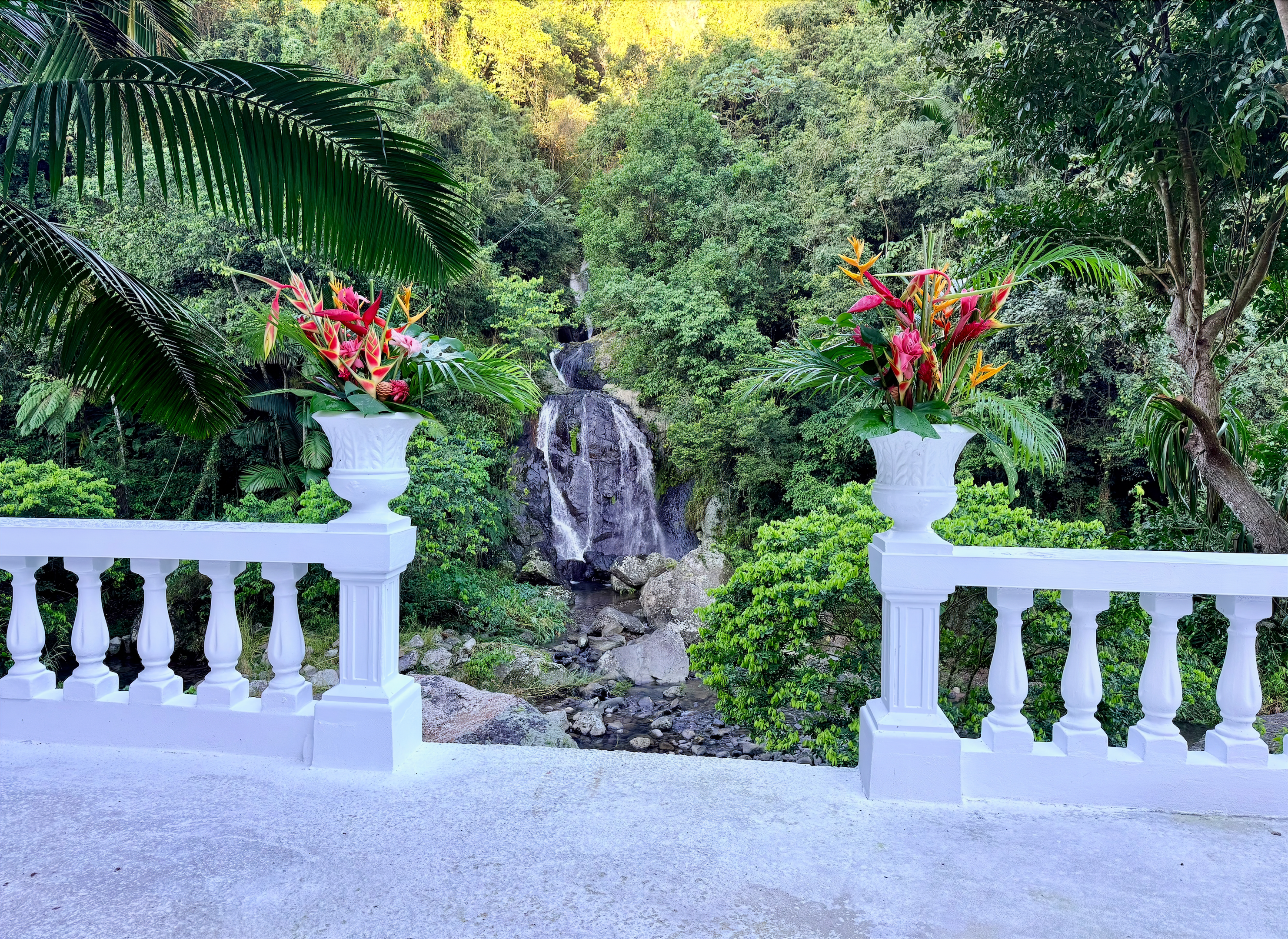 The ceremony deck at Templis Aquaria